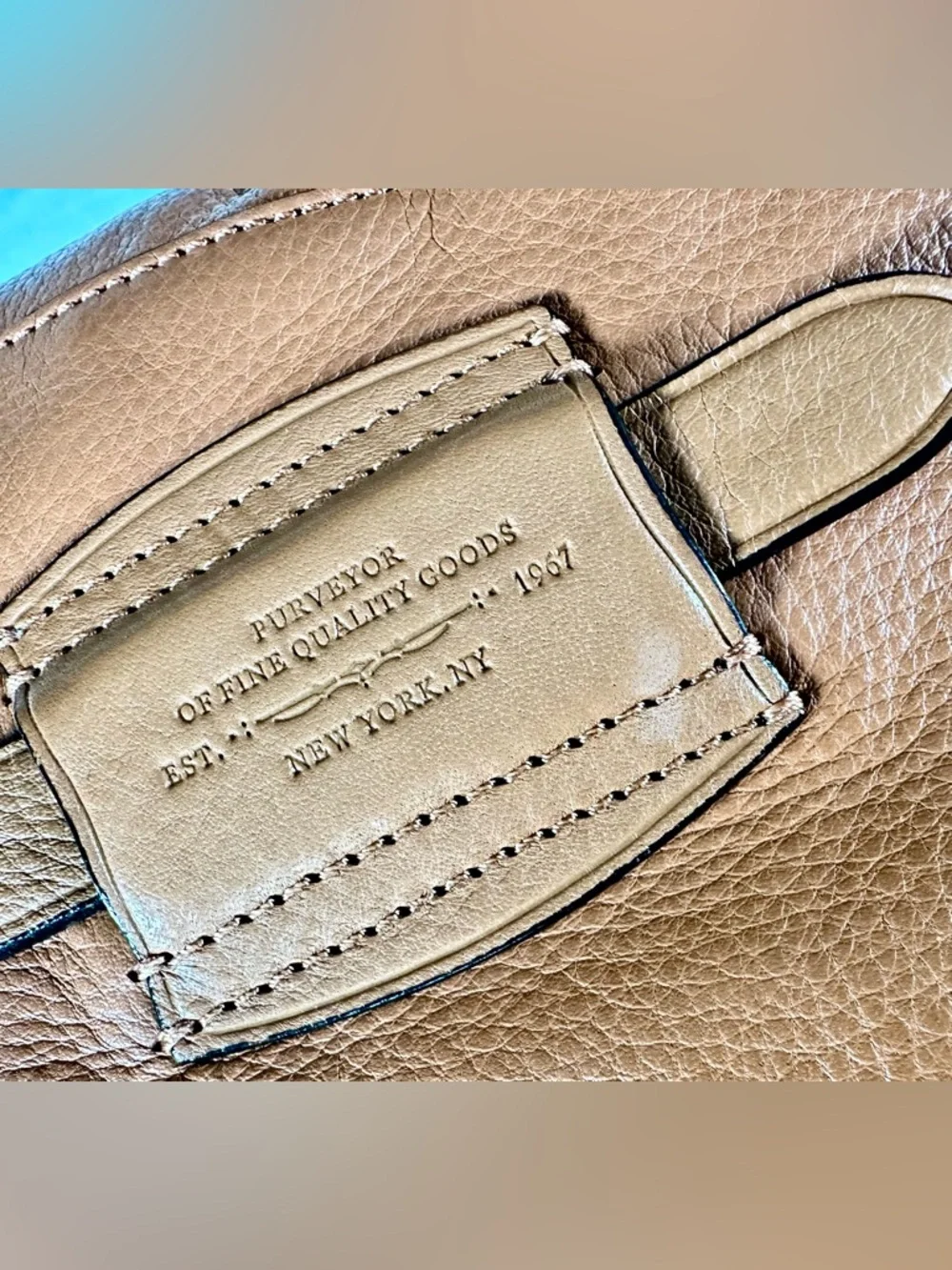 Ralph Lauren Women’s Heritage Logo
Cognac Tote Satchel Bag - Picture 14 of 15